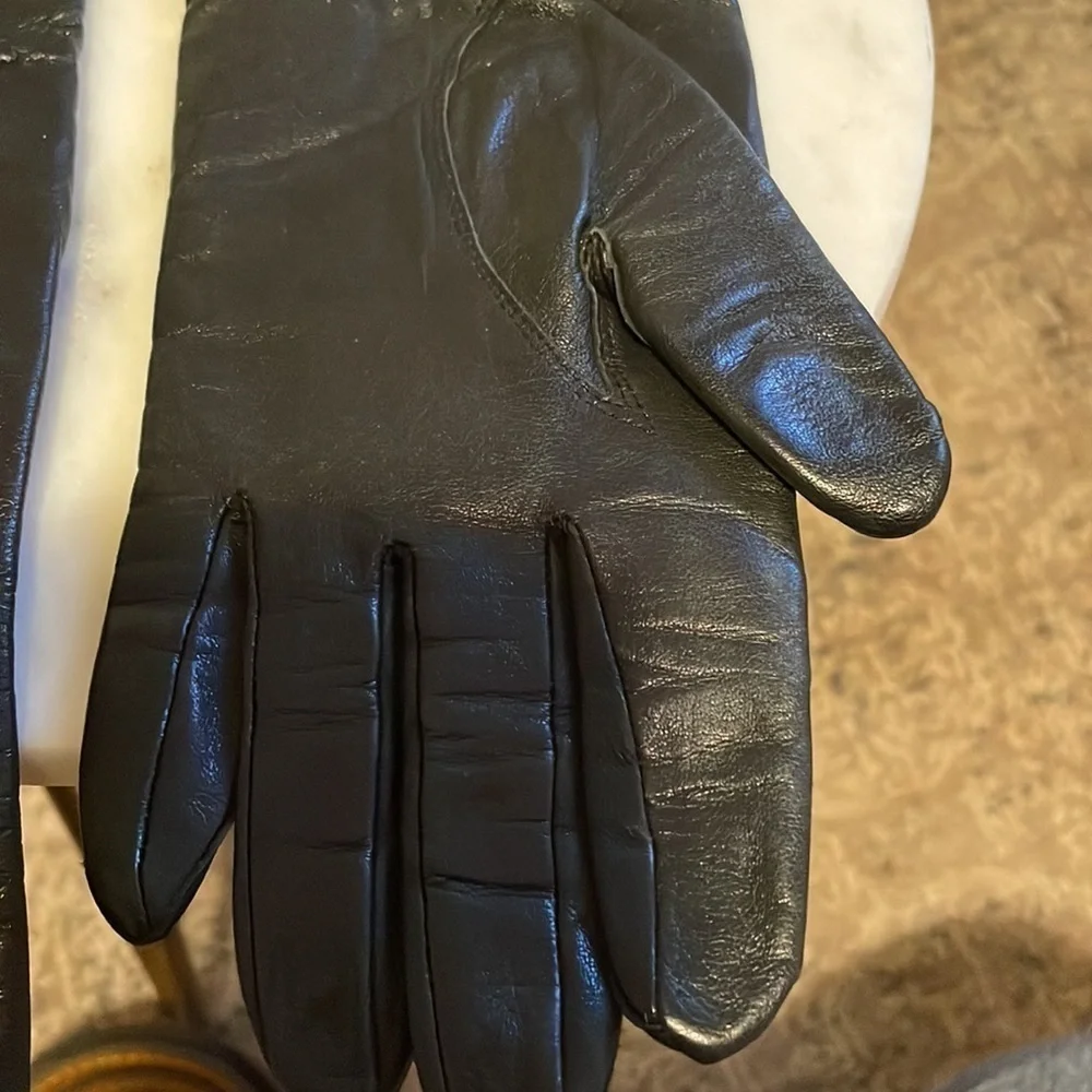 VINTAGE LONG LEATHER GLOVES SZ M